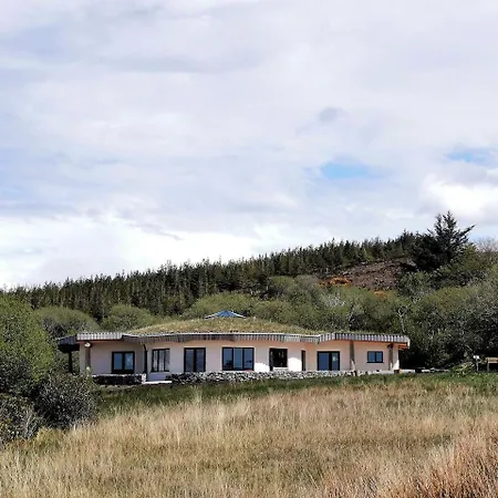度假居 Lakeside Shepherd'S Hut In Donegal For Glamping In Ireland *